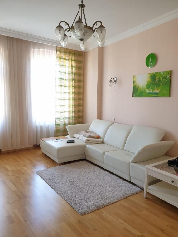 Jurincom Apartments Masaryka การ์โลวีวารี ภายนอก รูปภาพ